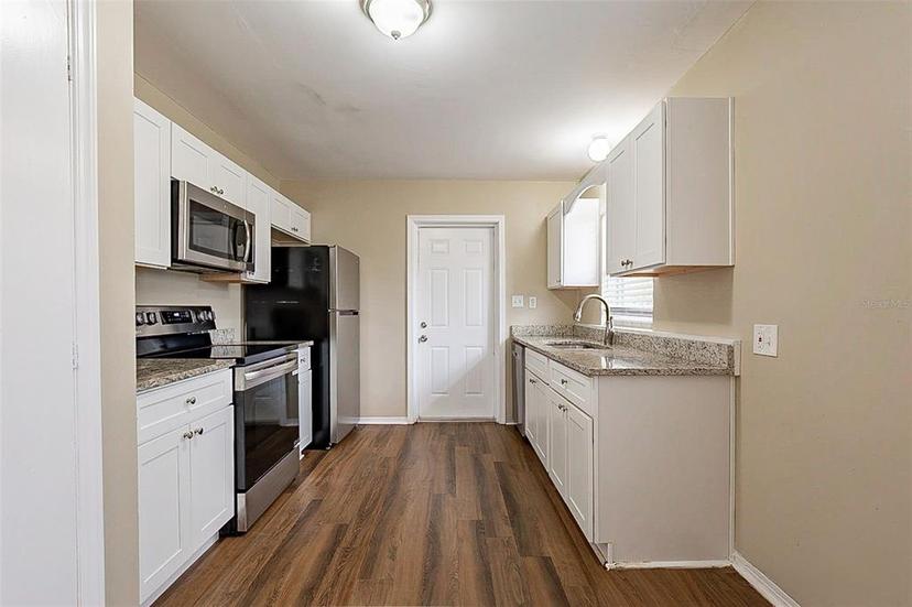 Picture of 2001 16Th Street S, St Petersburg FL 33705