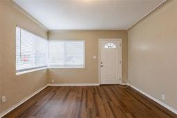 Picture of 2001 16Th Street S, St Petersburg, FL 33705