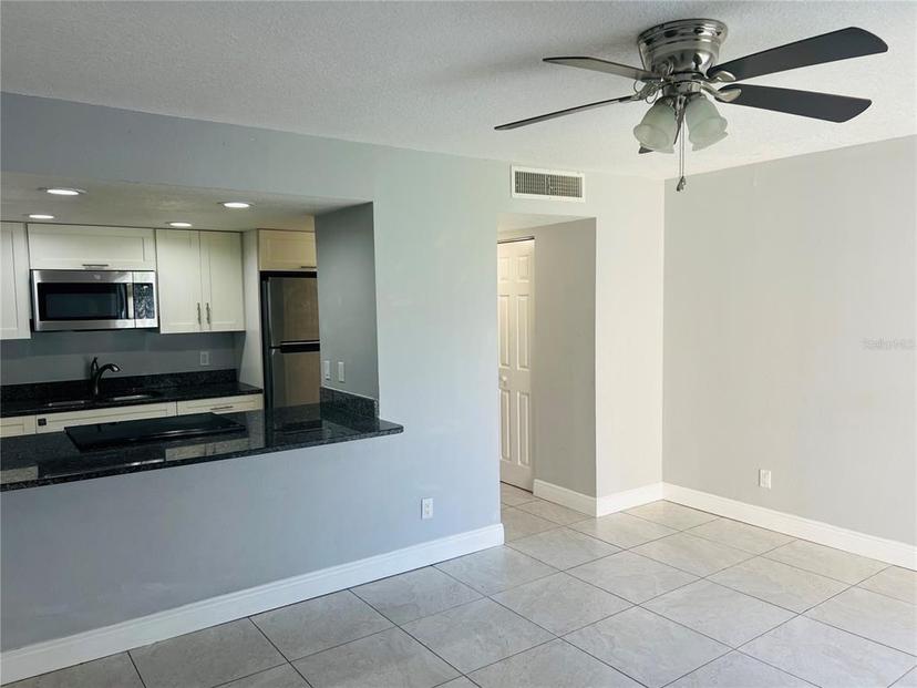 Picture of 5820 N Church Avenue Unit 212, Tampa FL 33614