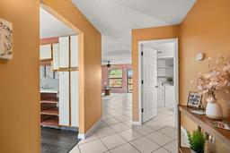 Picture of 1631 Long Ridge Court Unit 268, Orlando, FL 32807