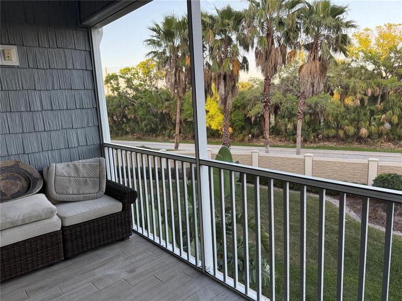Picture of 4053 Rocky Shores Dr, Tampa FL 33634