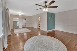 Picture of 310 Main Street, Enterprise, FL 32725