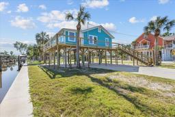 Picture of 57 9Th Avenue E, Horseshoe Beach, FL 32648