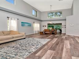 Picture of 10501 Dotham Court, Tampa, FL 33626