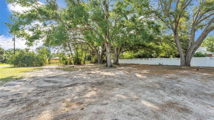 Picture of 660 W Cummings Street, Lake Alfred FL 33850