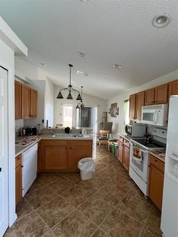 Picture of 230 Halstead Drive, Davenport, FL 33897