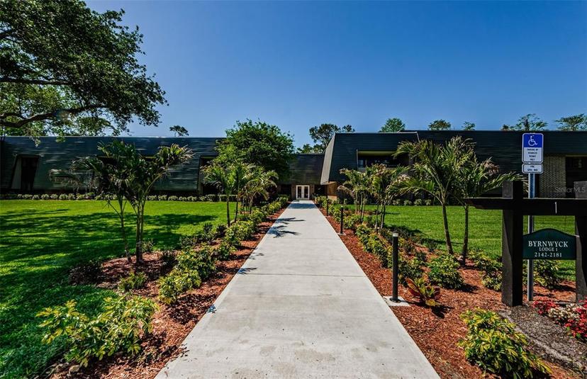 Picture of 36750 Us 19 N Unit 5-111, Palm Harbor FL 34684
