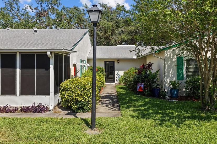 Picture of 3204 40Th Way S Unit B, St Petersburg FL 33711