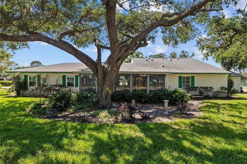 Picture of 3204 40Th Way S Unit B, St Petersburg FL 33711