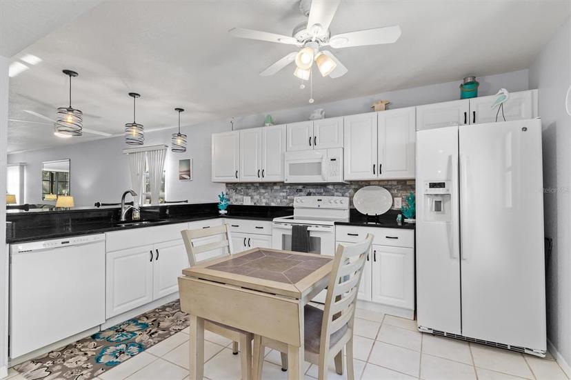 Picture of 175 Kings Highway Unit 428 (B8), Punta Gorda FL 33983