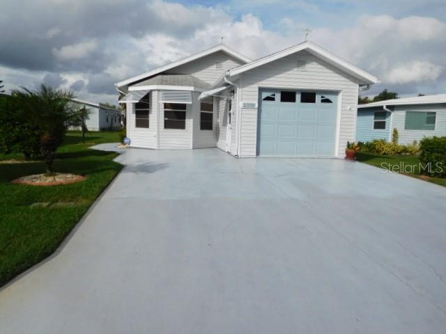 Picture of 6398 Lolly Bay Loop Ne, Winter Haven FL 33881