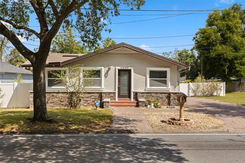 Picture of 1600 E Hanna Avenue, Tampa FL 33610