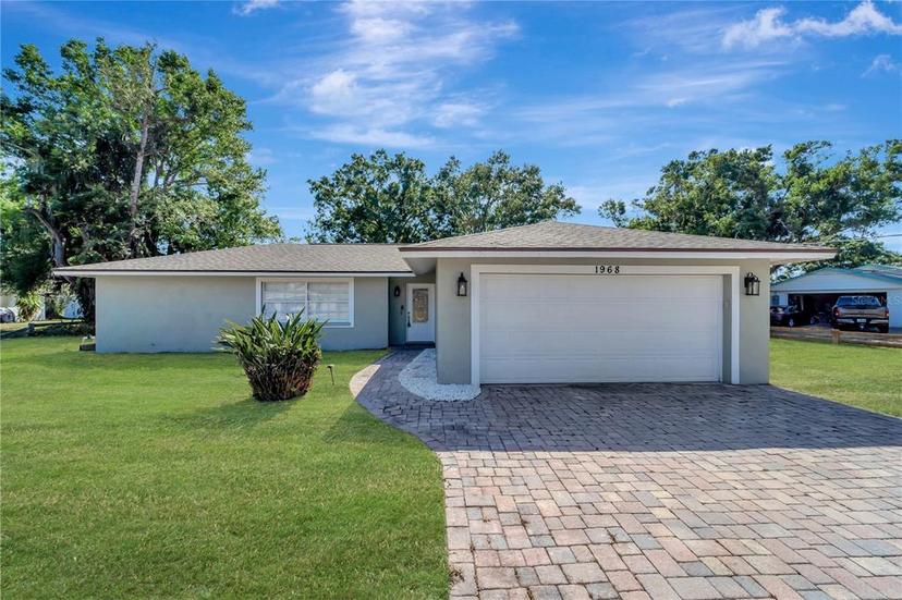 Picture of 1968 Rolling Green Circle, Sarasota FL 34240