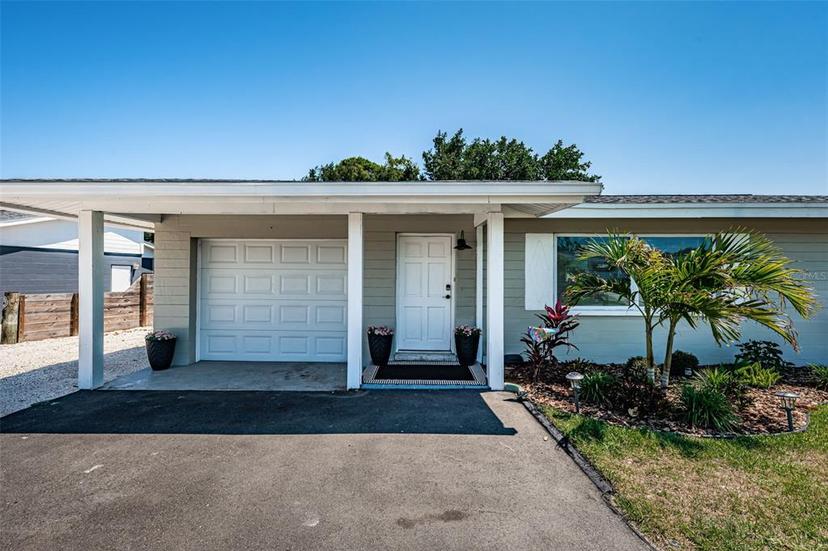 Picture of 8201 Ridge Road, Seminole FL 33772