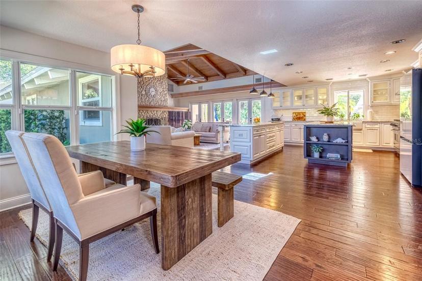Picture of 898 Cypress Lakeview Court, Tarpon Springs FL 34688