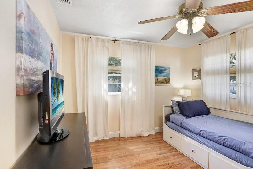 Picture of 3214 W Rogers Avenue, Tampa FL 33611