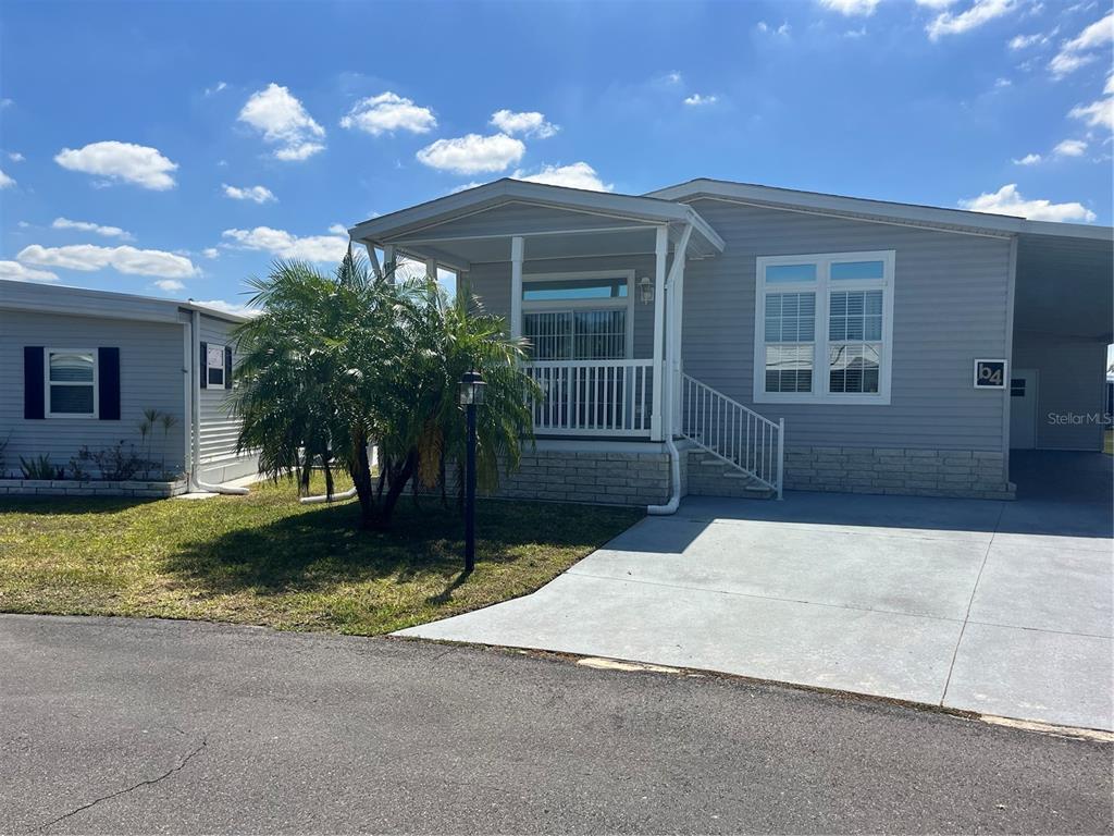 Picture of 5316 53Rd Avenue E Unit B4, Bradenton, FL 34203