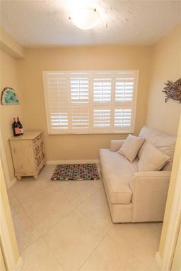 Picture of 6060 Shore Boulevard S Unit 302, Gulfport, FL 33707