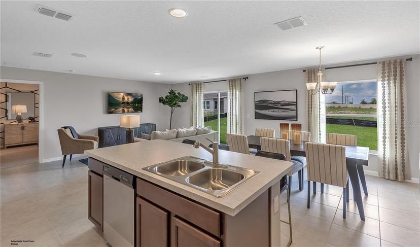 Picture of 5035 Abigail Drive, Lake Wales FL 33859