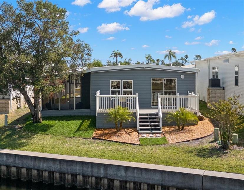 Picture of 6852 Mount Quincy Drive Ne Unit 351, St Petersburg FL 33702