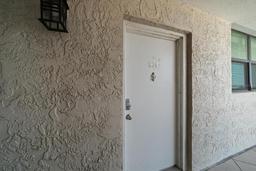 Picture of 15462 Gulf Boulevard Unit 904, Madeira Beach, FL 33708