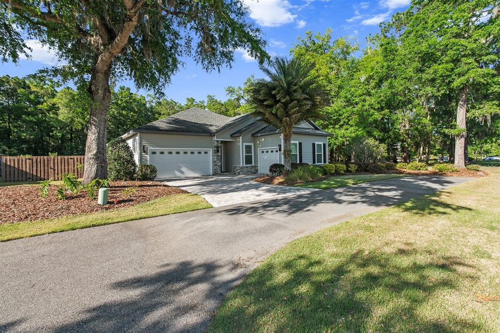 Picture of 9300 SW 65Th Place, Gainesville, FL 32608