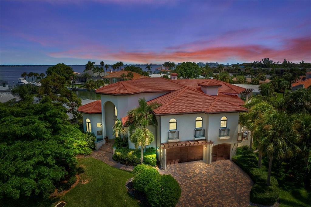 Picture of 524 Schooner Lane, Longboat Key, FL 34228
