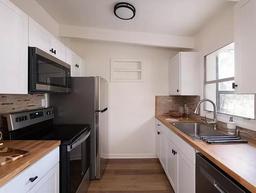 Picture of 2901 NE 13Th Drive, Gainesville, FL 32609
