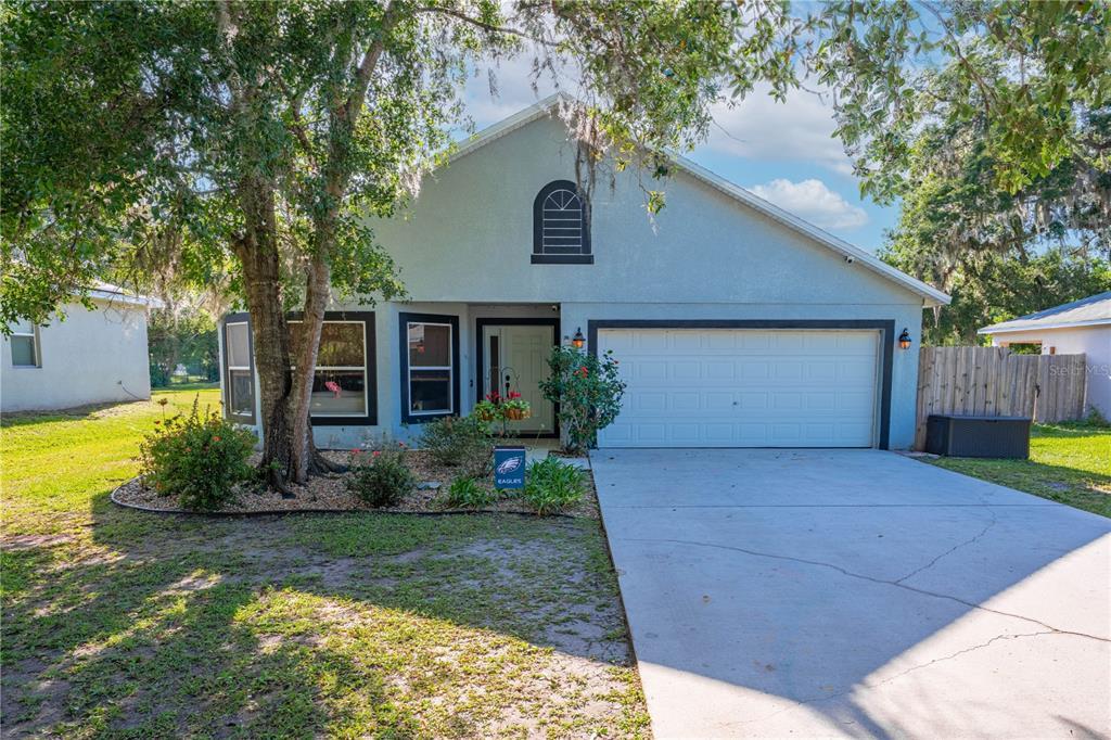 Picture of 300 Grape Ave, St Cloud, FL 34772