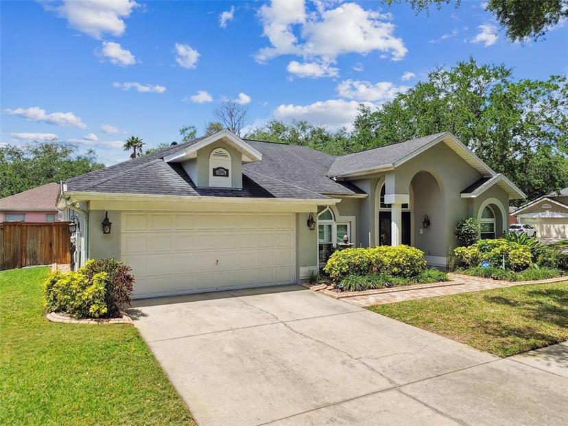 Picture of 16608 Meadow Cove Street, Tampa FL 33624