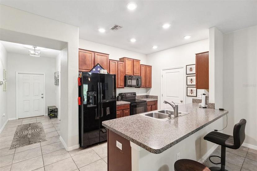 Picture of 10687 Lake Montauk Drive, Riverview FL 33578