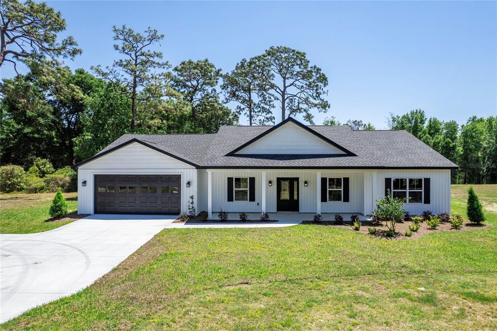 Picture of 153 W C 466, Oxford, FL 34484