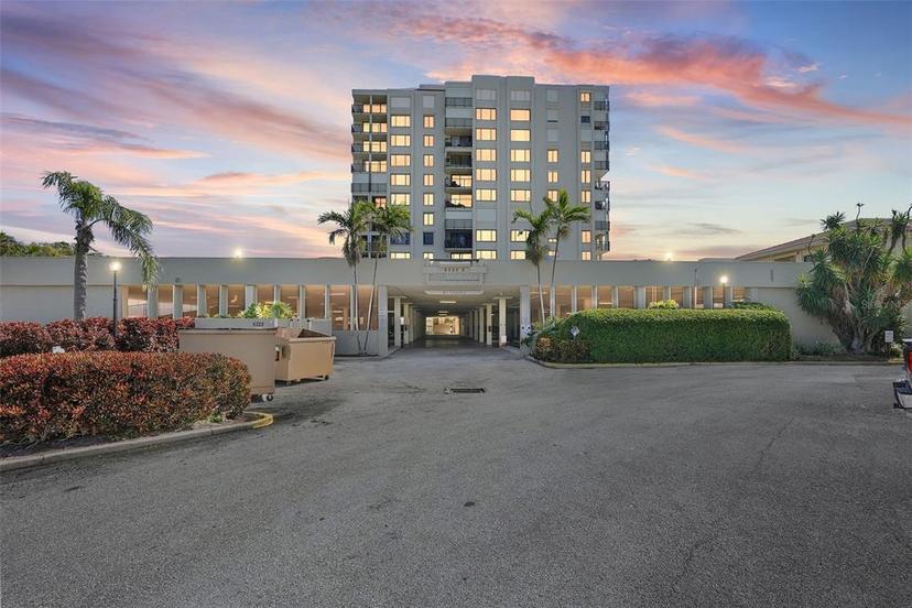 Picture of 6322 Palma Del Mar Boulevard S Unit 706, St Petersburg FL 33715