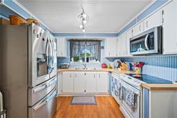 Picture of 7676 Moriah Avenue, Brooksville, FL 34613