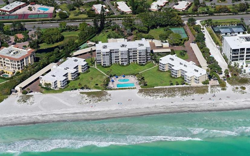 Picture of 4835 Gulf Of Mexico Drive Unit 106, Longboat Key FL 34228