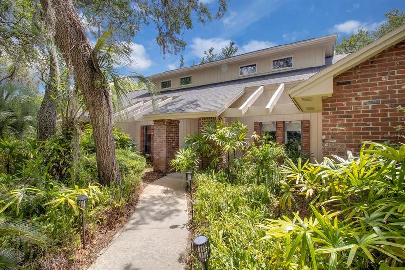 Picture of 204 Green Lake Circle, Longwood FL 32779