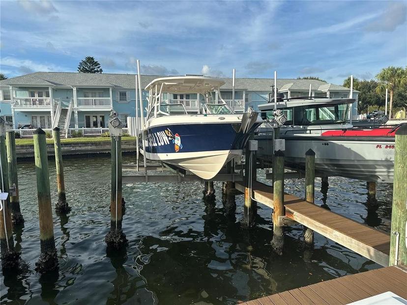 Picture of 0 Beach Drive Se Unit 11Ss, St Petersburg FL 33705