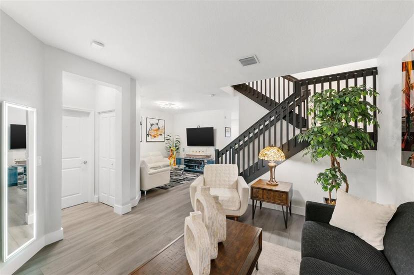 Picture of 549 NE 206Th Lane, Miami FL 33179