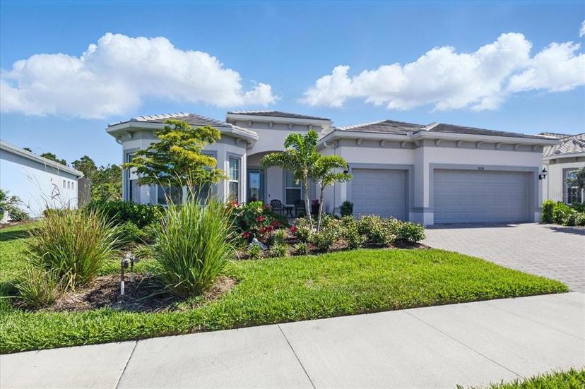 Picture of 10136 Coral Shore Drive, Englewood FL 34223