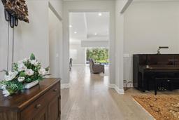 Picture of 10136 Coral Shore Drive, Englewood, FL 34223