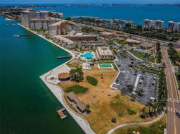 Picture of 4900 Brittany Drive S Unit 502, St Petersburg, FL 33715