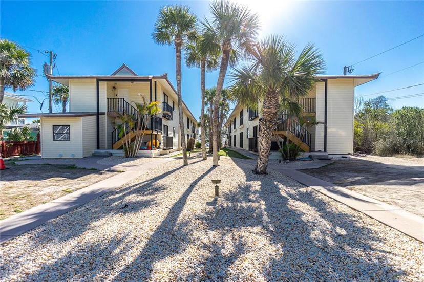 Picture of 2450 N Beach Road Unit 231, Englewood FL 34223