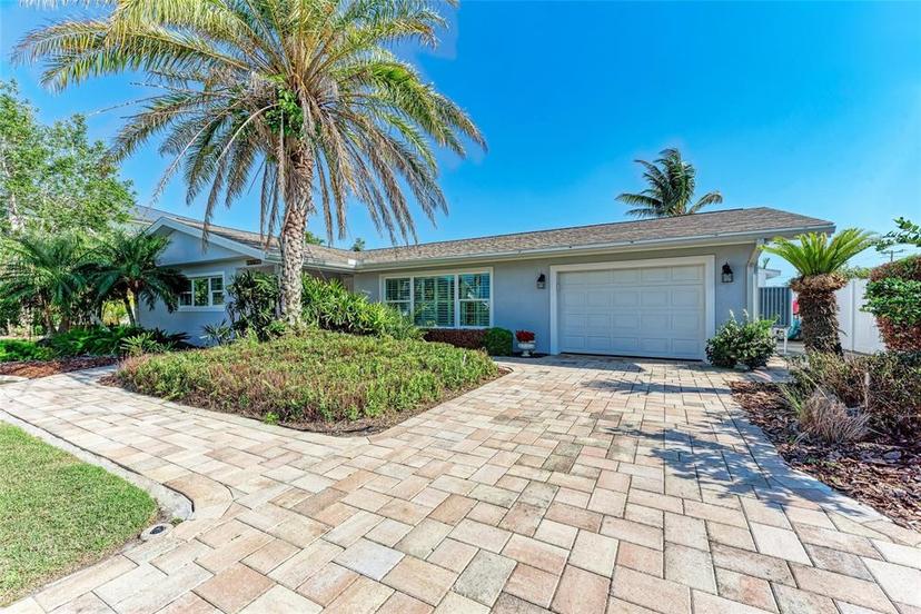 Picture of 10211 Sandpiper Road E, Bradenton FL 34209