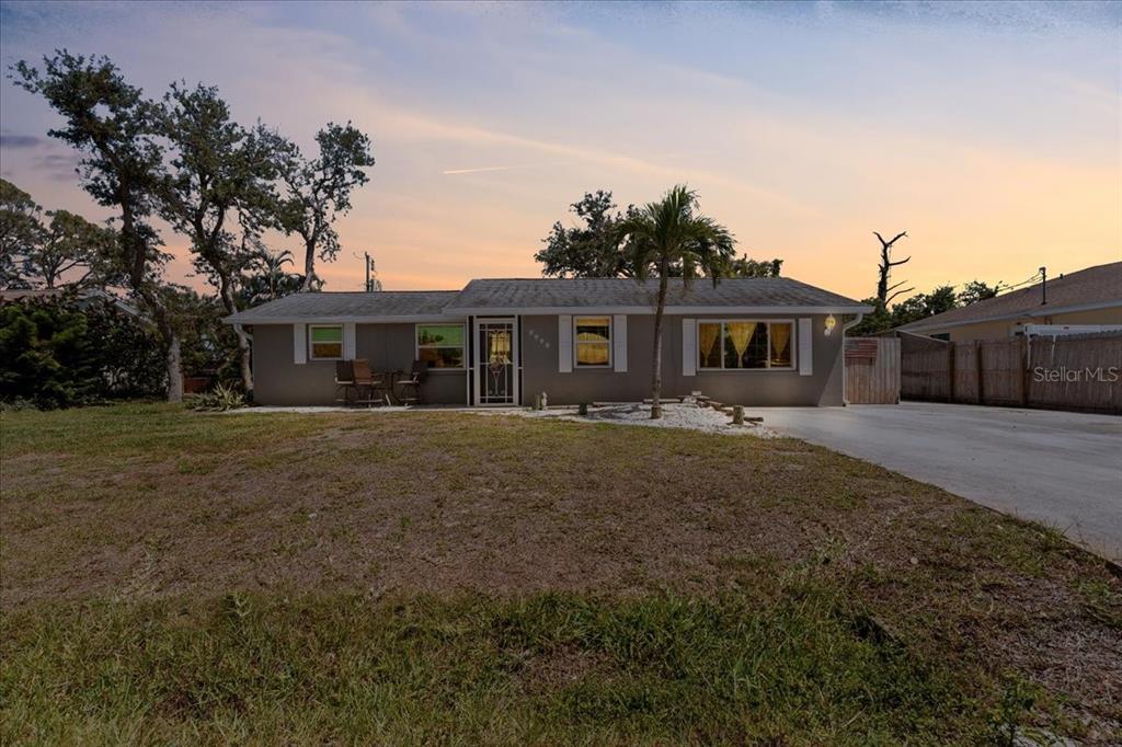 Picture of 1249 Indus, Venice, FL 34293