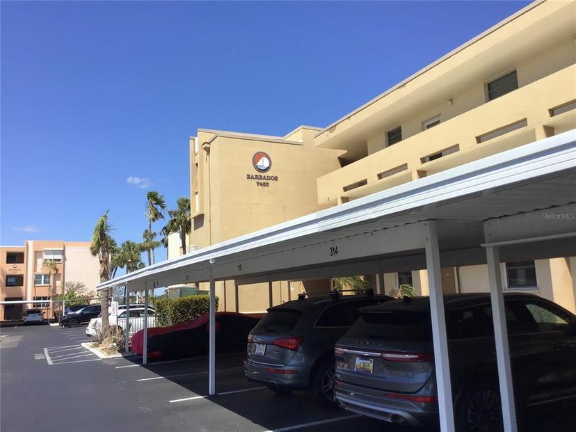 Picture of 7465 Bay Island Drive S Unit 211, South Pasadena FL 33707