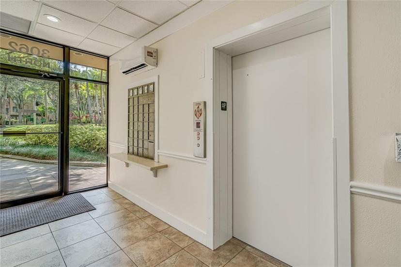 Picture of 3062 Eastland Boulevard Unit 105, Clearwater FL 33761