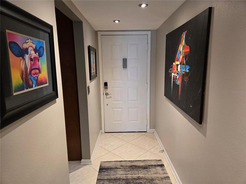 Picture of 3062 Eastland Boulevard Unit 105, Clearwater FL 33761