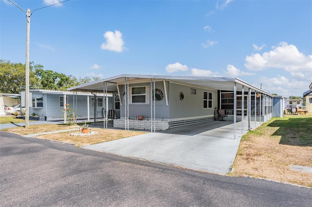 Picture of 37025 Lois Avenue, Zephyrhills, FL 33542