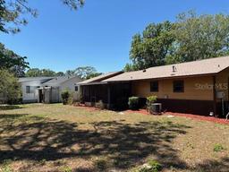 Picture of 35 Aberdeen Circle, Leesburg, FL 34788