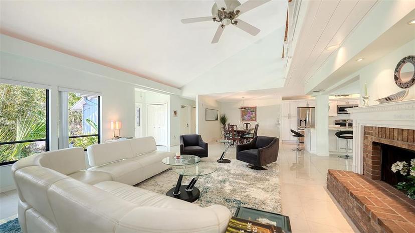 Picture of 5324 Siesta Court, Sarasota FL 34242